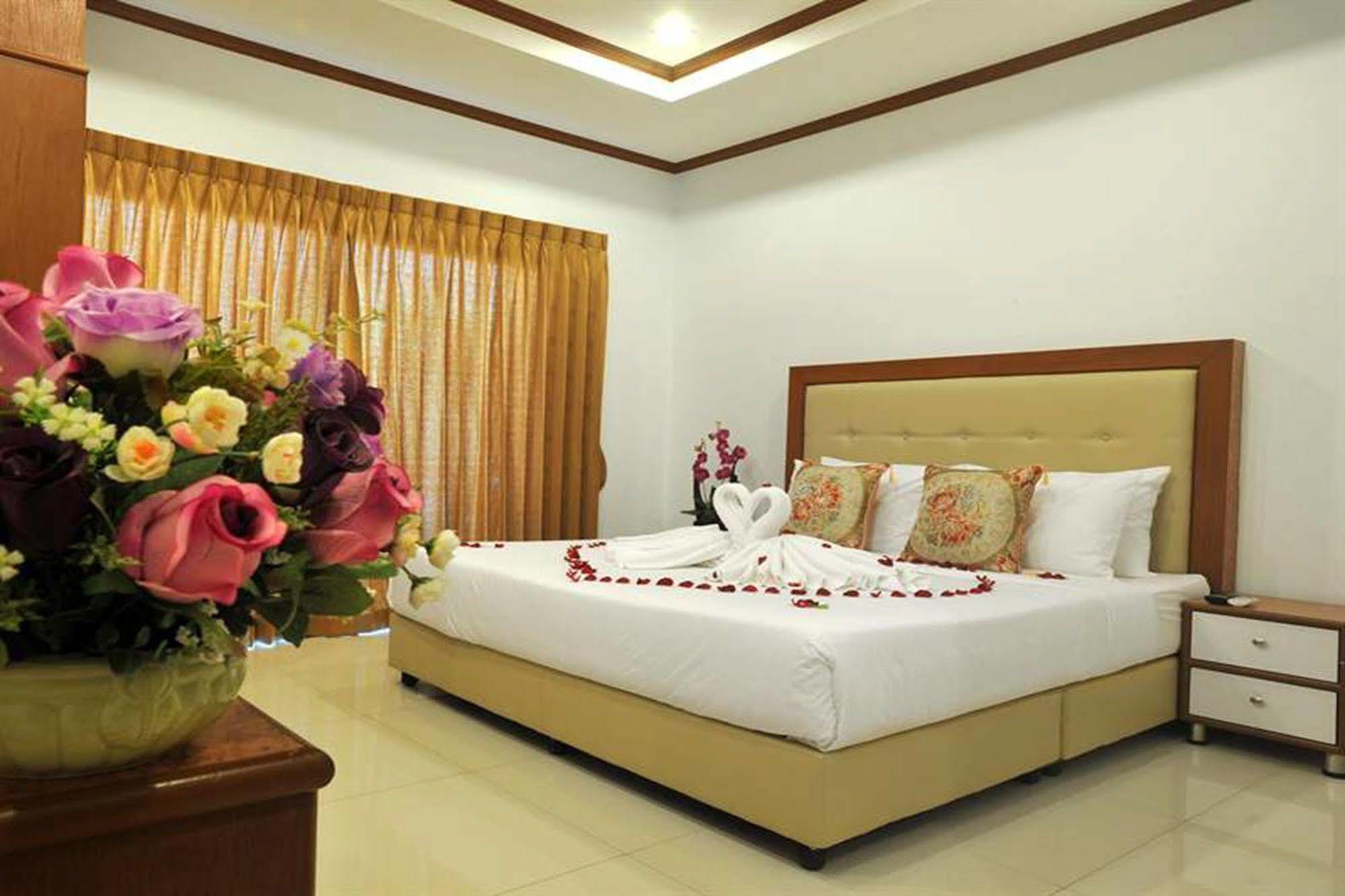 Mammoth Resort Khon Kaen Esterno foto