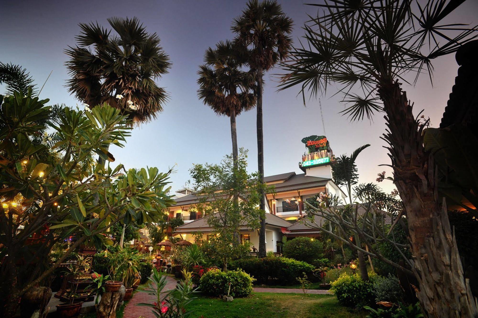 Mammoth Resort Khon Kaen Esterno foto
