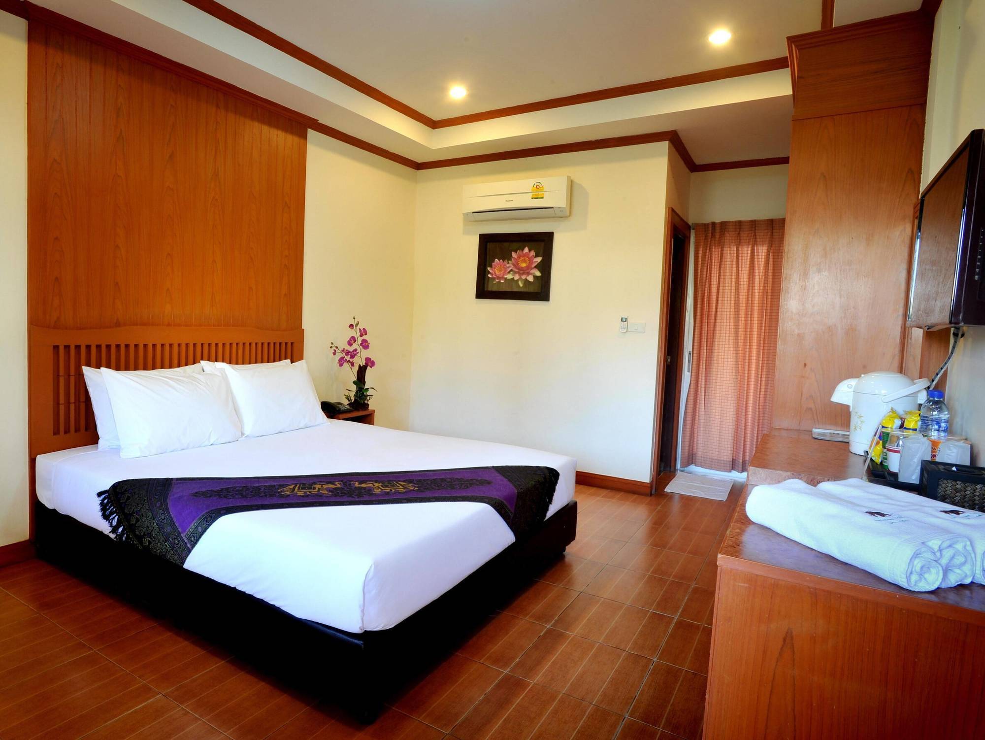 Mammoth Resort Khon Kaen Esterno foto